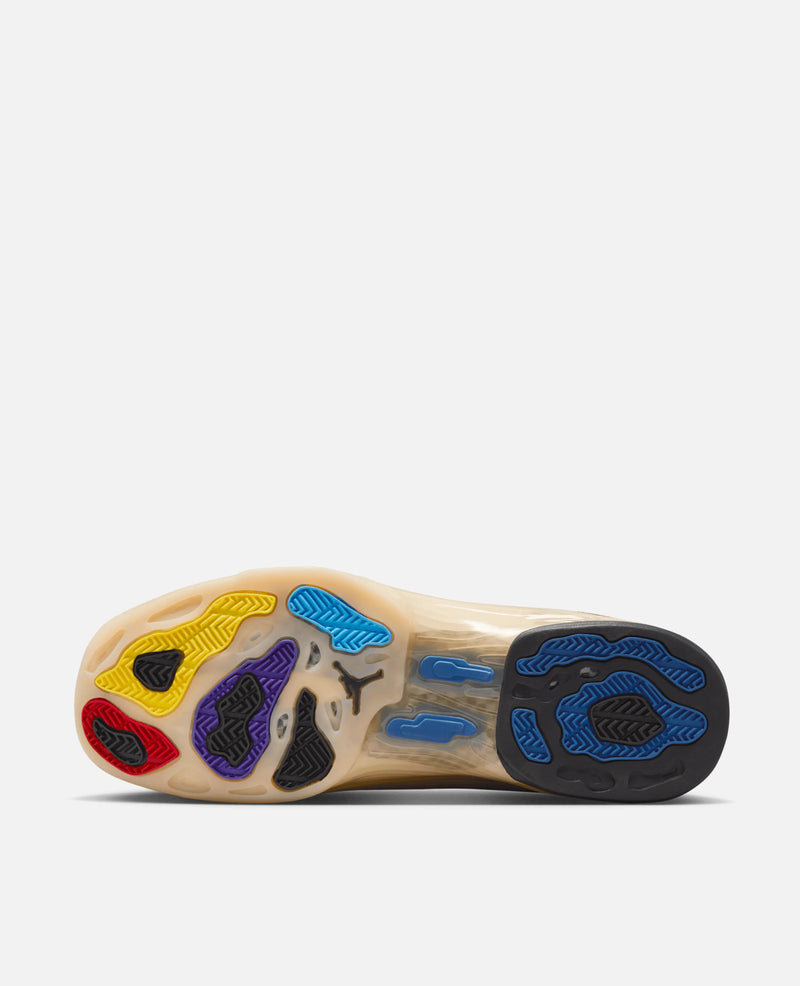 Air Jordan 17 Retro Low (Beach/Metalic Silver-Black) Nike
